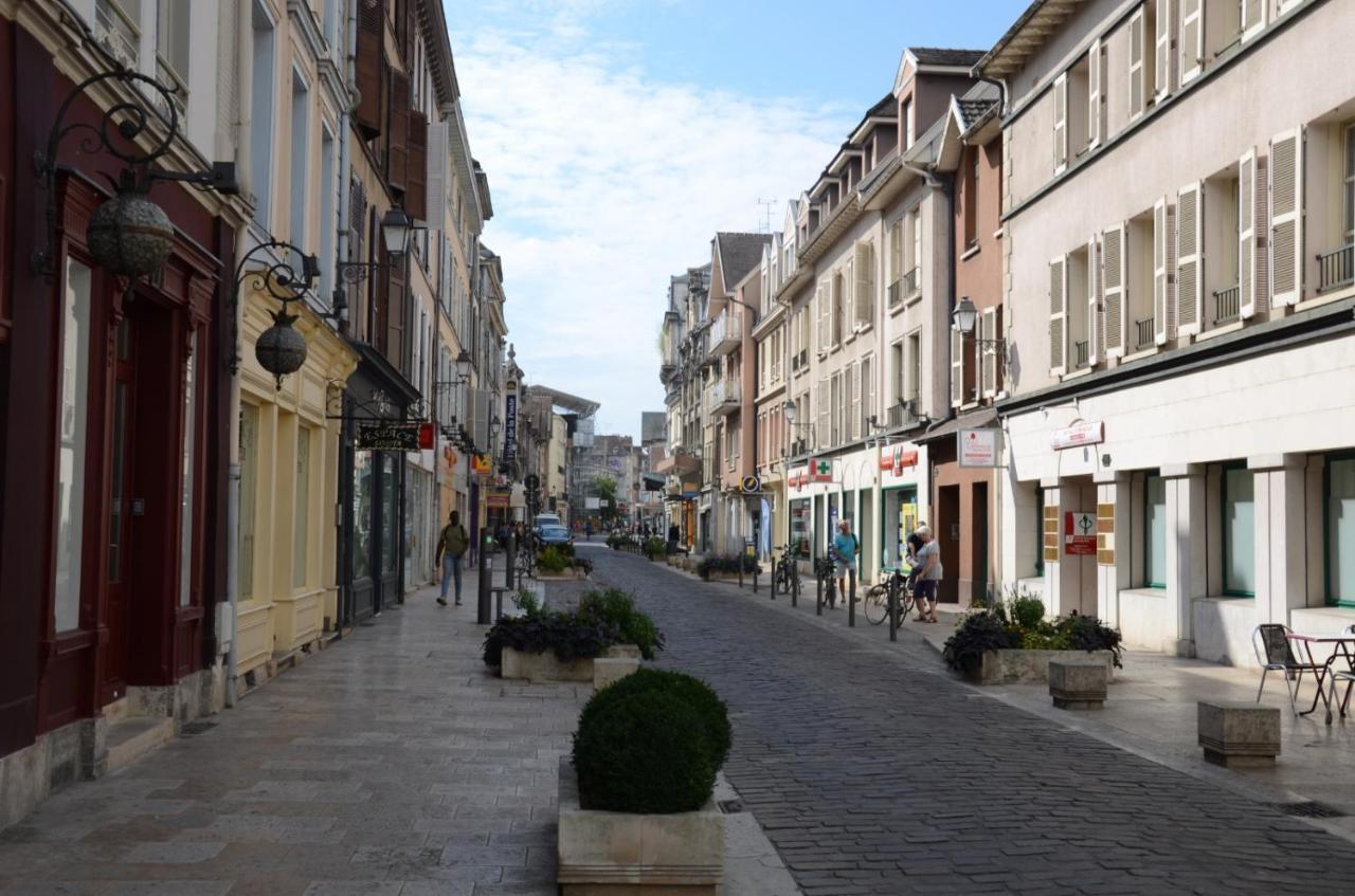 Le Langevin - Appartement Troyes Centre Esterno foto